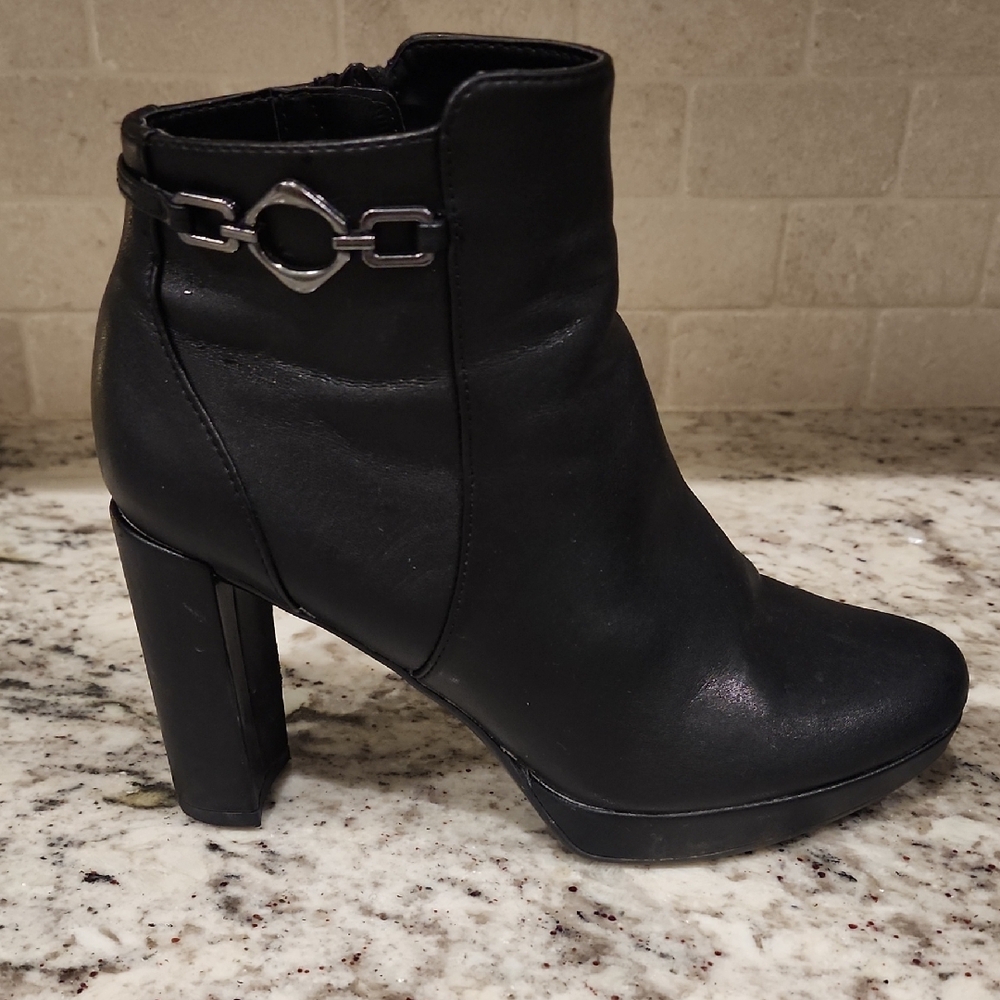 Naturalizer Berri Bootie